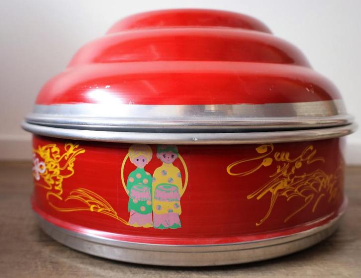 Blik, Vietnamees blik voor huwelijkscadeaus, Verzamelen, Blikken, Gebruikt, Overige, Ophalen of Verzenden