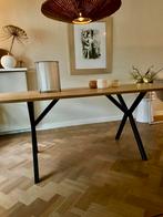 eettafel met metalen poten, Huis en Inrichting, Tafels | Eettafels, Ophalen, Gebruikt, 100 tot 150 cm, Eikenhout