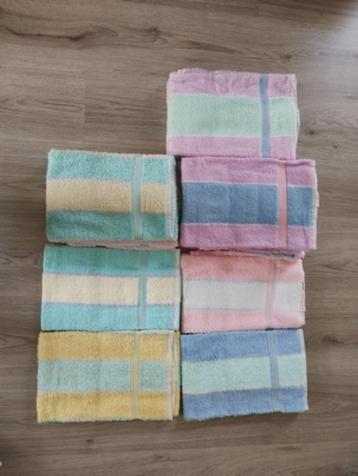 Nieuw 14 handdoeken beschikbaar voor biedingen