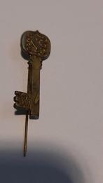 Vintage speldje sleutel ., Ophalen of Verzenden, Zo goed als nieuw, Overige onderwerpen, Speldje of Pin