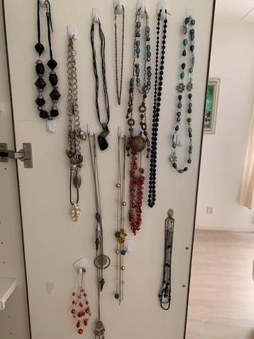 Kettingen Collectie beschikbaar voor biedingen