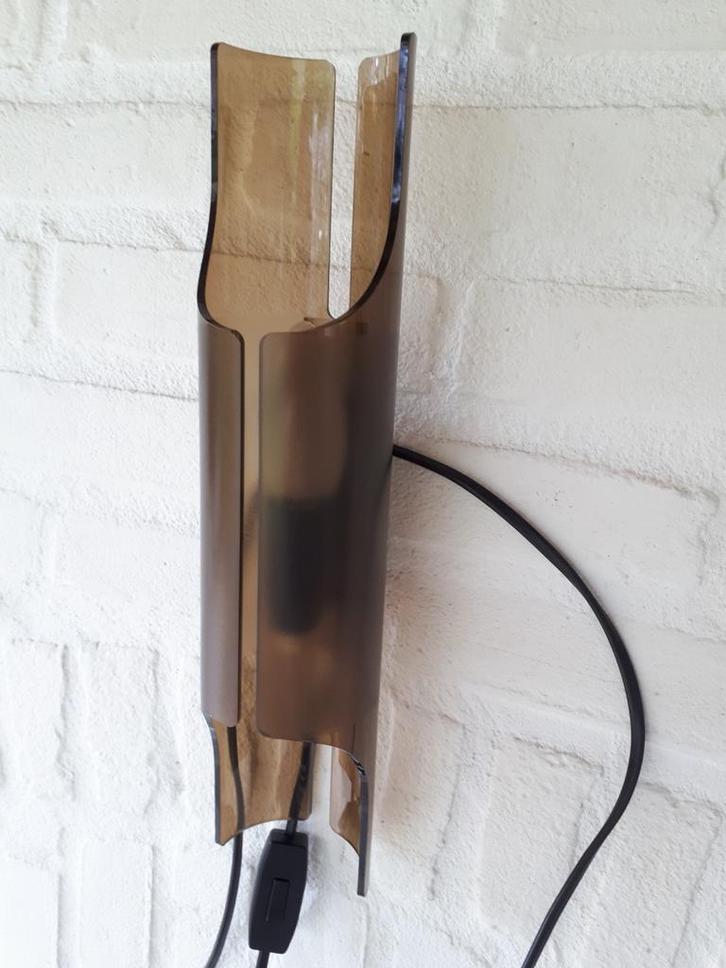 Vintage retro wandlamp Guzzini Italiaans Design jaren 60-70., Huis en Inrichting, Lampen | Wandlampen, Gebruikt, Kunststof, Ophalen of Verzenden