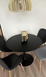 Zwarte ronde tafel van JYSK, Ophalen, Zo goed als nieuw, 4 tot 6 stoelen