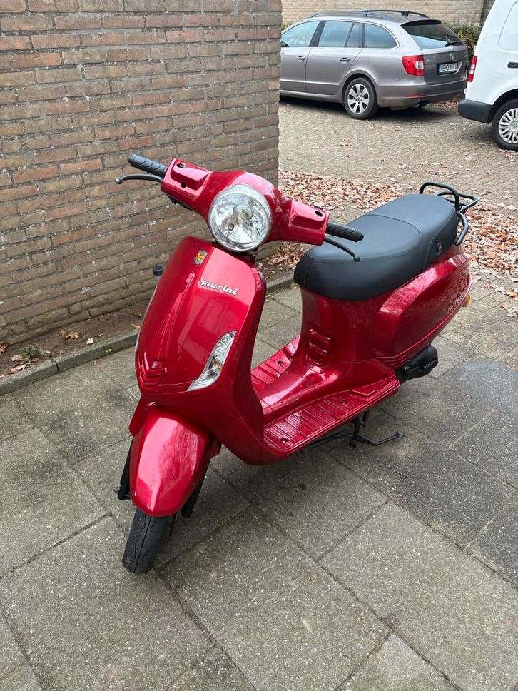 La Souris Bromscooter 50km/h geel kenteken !, Fietsen en Brommers, Snorfietsen en Snorscooters, Gebruikt, Overige merken, Benzine