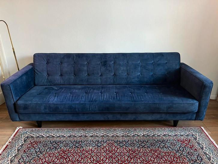 Blauwe Velvet Bank - 4 zits bank, Huis en Inrichting, Banken | Bankstellen, Zo goed als nieuw, Rechte bank, Vierpersoons of meer