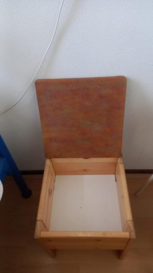 Bijzettafeltje / nachtkastje, Huis en Inrichting, Tafels | Bijzettafels, Zo goed als nieuw, Vierkant, Minder dan 45 cm, Minder dan 55 cm