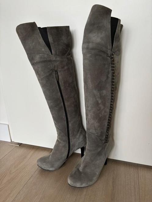 Pépé Castell overknee laarzen, Kleding | Dames, Schoenen, Zo goed als nieuw, Hoge laarzen, Grijs, Verzenden