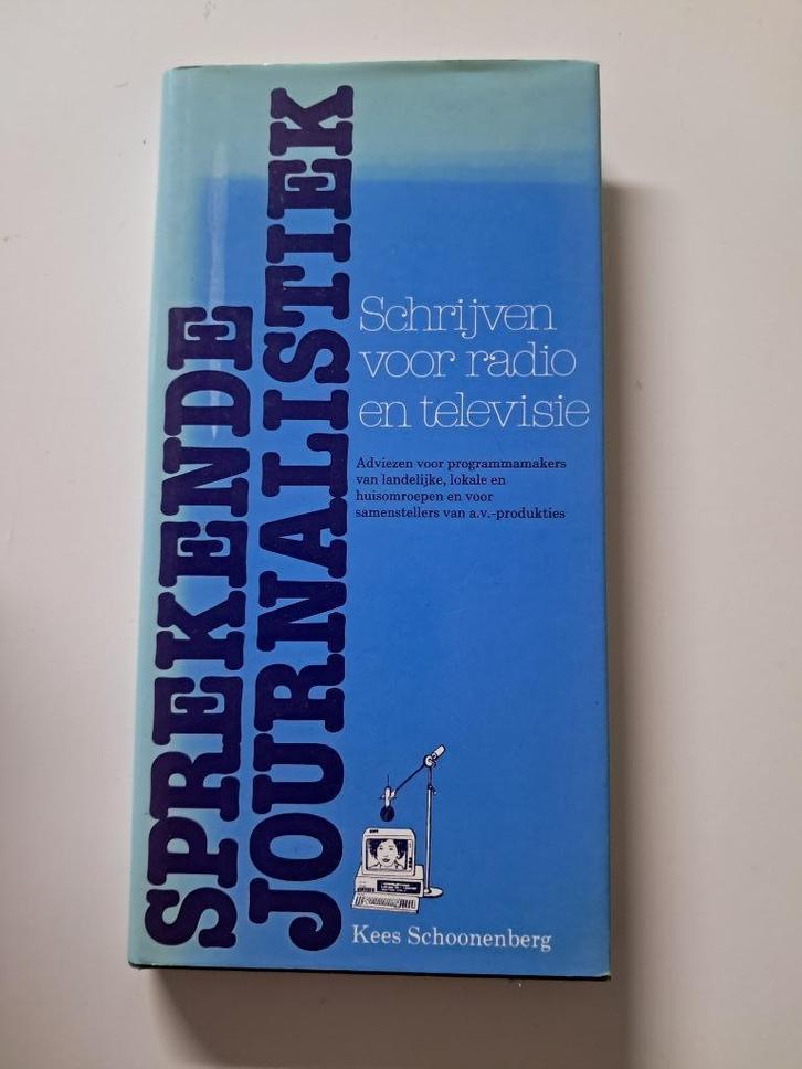 Sprekende Journalistiek (Kees Schoonenberg), Boeken, Overige Boeken, Gelezen, Ophalen of Verzenden