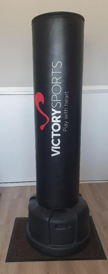 Staande bokszak op paal de luxe Victory Sports  beschikbaar voor biedingen