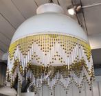 Grote glazen lamp met kralenrand, Antiek en Kunst, Antiek | Lampen, Ophalen