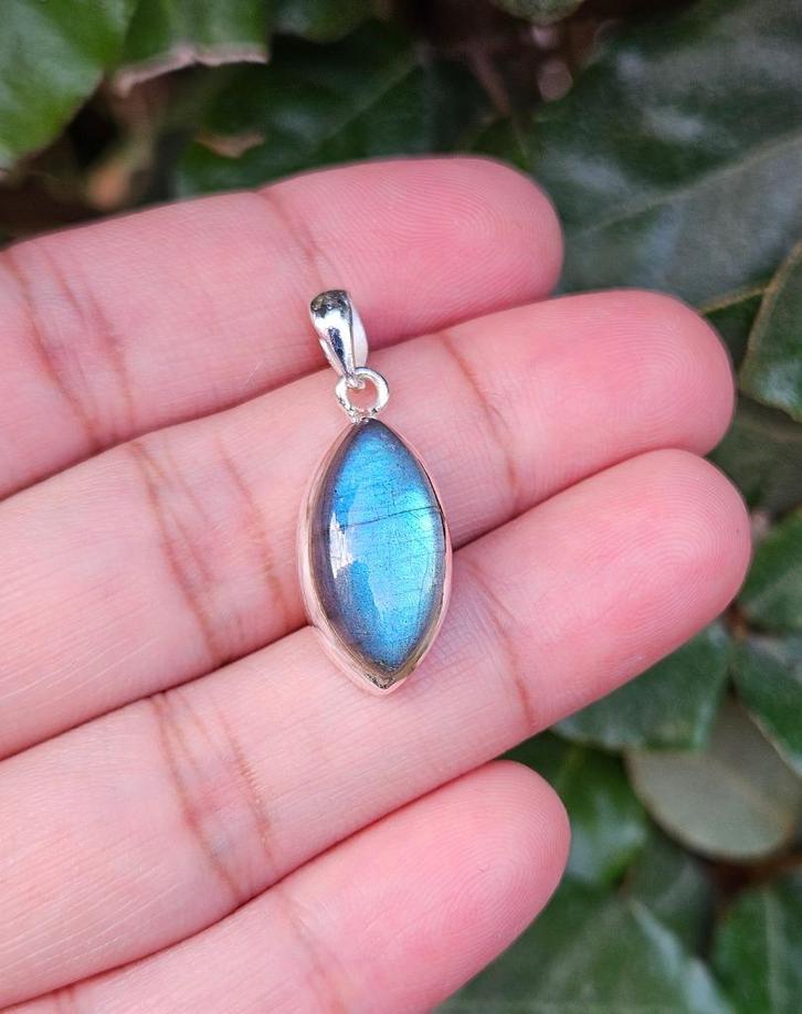 Labradoriet Hanger Hiro - Echt Zilver, Sieraden, Tassen en Uiterlijk, Kettinghangers, Nieuw, Zilver, Zilver, Met edelsteen, Verzenden