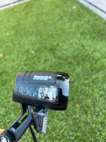 Axa lamp bedraad voor e-bike  nooit gebruikt splinternieuw beschikbaar voor biedingen