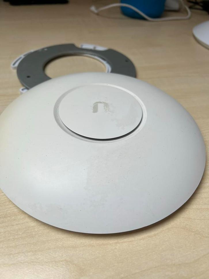 Unifi AP AC Pro - Access Point, Computers en Software, Accesspoints, Gebruikt, Ophalen of Verzenden