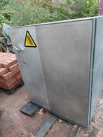 Brandkast / wapenkluis met dubbele brandwerende deuren., Huis en Inrichting, Ophalen of Verzenden, Gebruikt, Brandkast