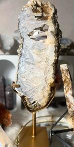 Aragoniet Geode op Standaard - Uniek Mineraal, Ophalen of Verzenden, Mineraal