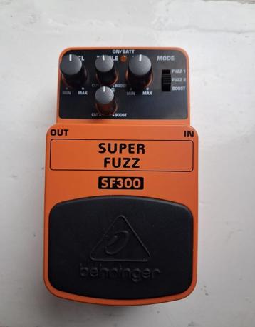Behringer SF300 Super Fuzz beschikbaar voor biedingen