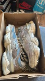 New balance 9060 mushroom 38 & 40, Ophalen of Verzenden, Nieuw, Sneakers of Gympen