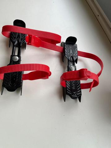 Frisia Verstelbare schaatsijzers tot maat 33 beschikbaar voor biedingen