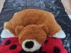 Knuffel kussen beer of lieveheersbeestje., Kinderen en Baby's, Speelgoed | Knuffels en Pluche, Ophalen, Gebruikt, Beer