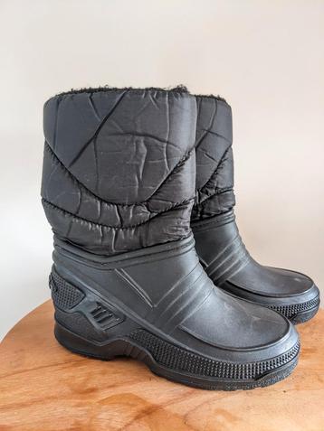 Snowboots maat 33 beschikbaar voor biedingen