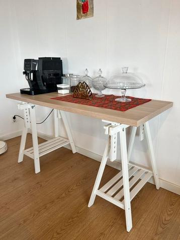 IKEA LAGKAPTEN/MITTBACK Bureau 140x60 beschikbaar voor biedingen