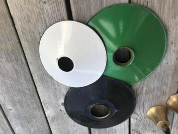Schotellamp schotel lamp emaille antiek email beschikbaar voor biedingen