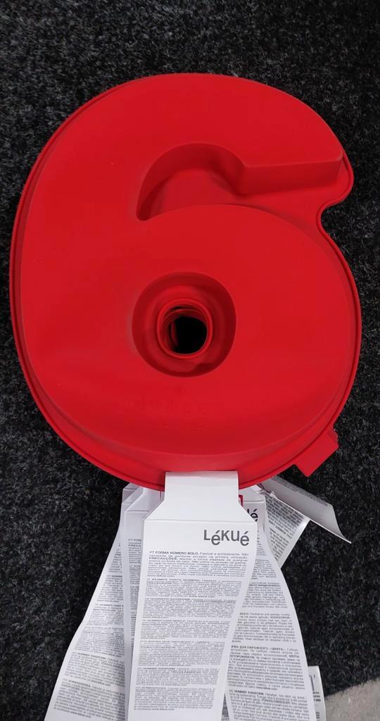 Bakvorm Nummer 6 Silicone Lékué, Huis en Inrichting, Keuken | Tupperware, Nieuw, Overige typen, Rood, Ophalen of Verzenden