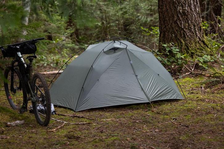 Big Sky international Revolution 1.5 lichtgewicht tent, Caravans en Kamperen, Tenten, tot en met 2, Zo goed als nieuw, Ophalen