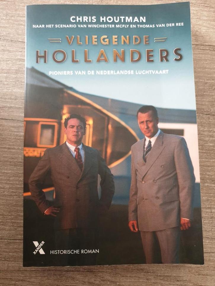 Vliegende Hollanders - Chris Houtman, Boeken, Overige Boeken, Gelezen, Ophalen of Verzenden
