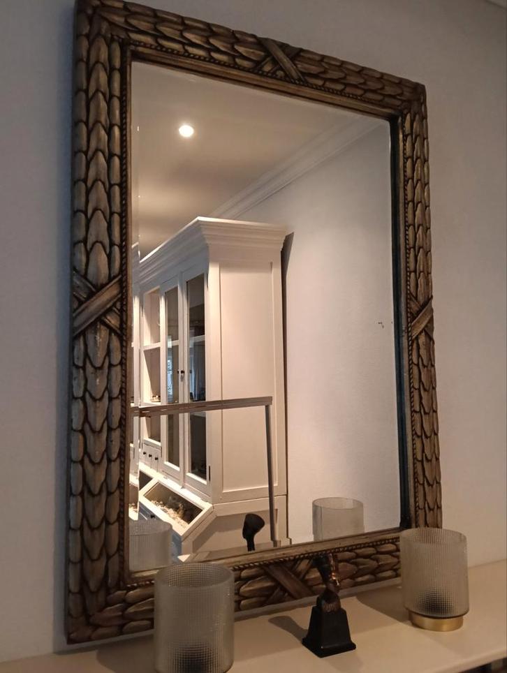 Mooie Spiegel met Sierlijke Lijst, Huis en Inrichting, Woonaccessoires | Spiegels, Zo goed als nieuw, 50 tot 75 cm, 100 tot 150 cm