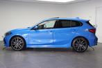 BMW 1 Serie 118i High Executive M Sport Automaat / Panoramad, 65 €/maand, Gebruikt, Met garantie (alle), Blauw