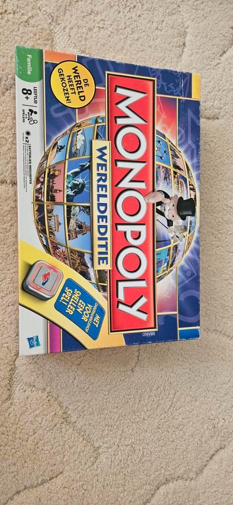 Monopoly Wereld Editie - Bordspel, Hobby en Vrije tijd, Gezelschapsspellen | Bordspellen, Zo goed als nieuw, Een of twee spelers