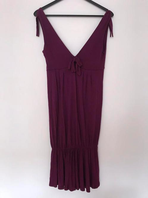 Paarse jurk S Milla Jovovich Carmen Hawk Mango egf decollete, Kleding | Dames, Jurken, Zo goed als nieuw, Maat 36 (S), Paars, Boven de knie