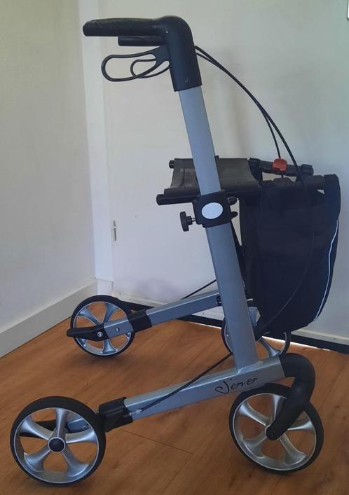 Rollator Merk: Server ( 7 kg ! ), Diversen, Rollators, Zo goed als nieuw, Lichtgewicht, Opvouwbaar, Ophalen