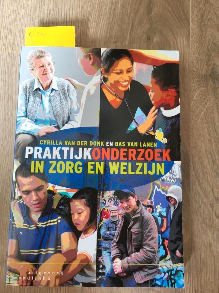 Cyrilla van der Donk - Praktijkonderzoek in zorg en welzijn, Boeken, Schoolboeken, Zo goed als nieuw, Nederlands, Overige niveaus