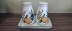 Zout en peper shakers op een dienblad - Vintage keramiek ret, Antiek en Kunst, Antiek | Keramiek en Aardewerk, Ophalen of Verzenden