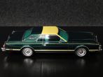 MCG 1:18 Lincoln Continental MK V groen-beige OPRUIMING, Hobby en Vrije tijd, Modelauto's | 1:18, Nieuw, Overige merken, Ophalen of Verzenden