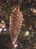 Oude denneappel kerstbal, Ophalen of Verzenden, Gebruikt