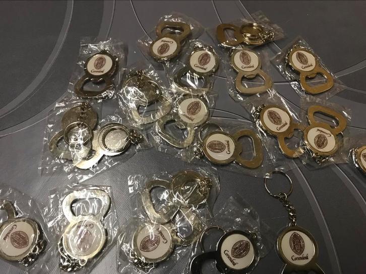 Corsendonk bier sleutelhangers/stoppentrekkers,20st.voor 10€, Verzamelen, Merken en Reclamevoorwerpen, Nieuw, Overige typen, Ophalen of Verzenden