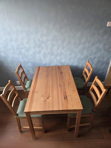 Kitchen Table Set (4 person) beschikbaar voor biedingen