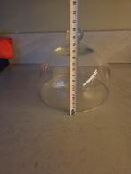 Kleine glazen stolp., Ophalen