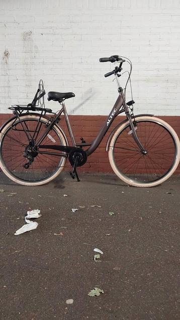 Altec Metro
28 inch beschikbaar voor biedingen