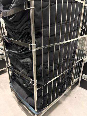 Backdrops 6x6m in Rolcontainer - Theater/Evenementen beschikbaar voor biedingen