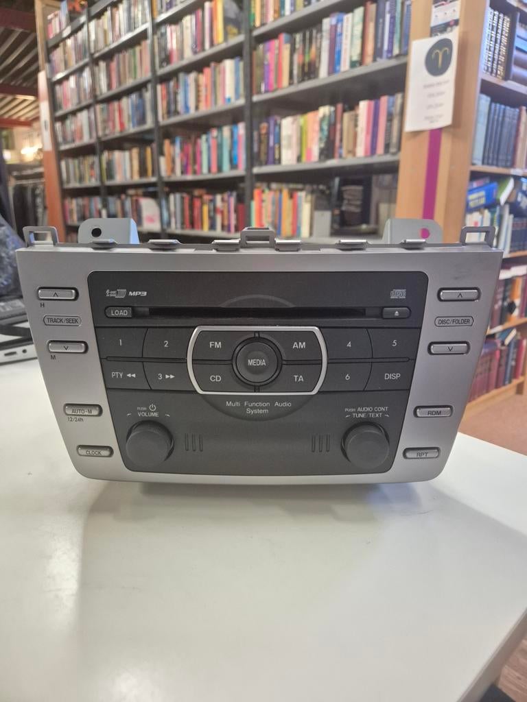 Originele Mazda 6 Radio CD-wisselaar MP3, Auto diversen, Autoradio's, Gebruikt, Info@mazda.com, Ophalen of Verzenden, Hiroshima, Japan