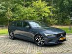 Volvo V60 2.0 B4 R-Design, Auto's, Volvo, Stof, Gebruikt, Euro 6, 4 cilinders