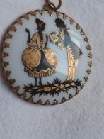 Porseleinen j.60 hanger met romantisch tafereeltje, Koper, Verzenden, Minder dan 4 cm, Zo goed als nieuw