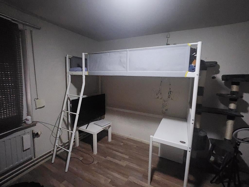 VITVAL hoogslaper Ikea - Perfect voor kleine ruimtes!, Kinderen en Baby's, Kinderkamer | Stapelbedden en Hoogslapers, Ophalen