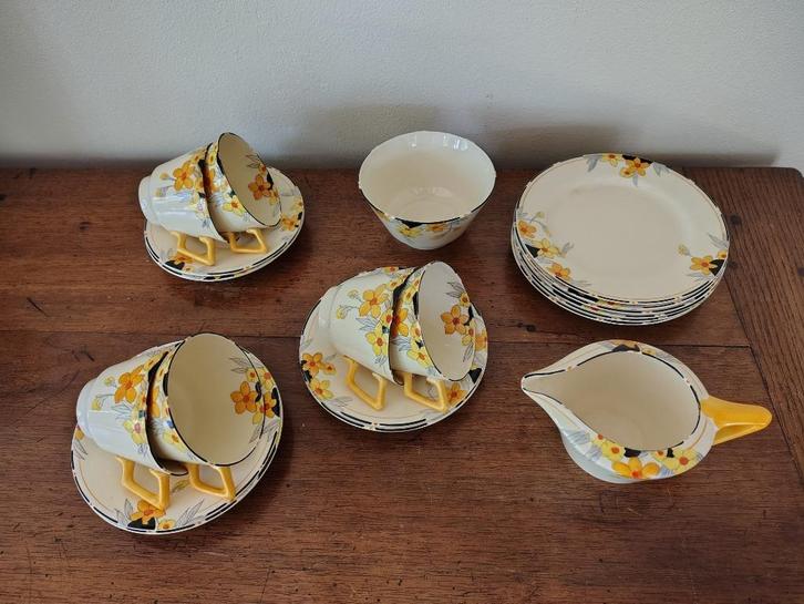 Koffie / theeservies Crown Ducal, art deco, Huis en Inrichting, Keuken | Servies, Zo goed als nieuw, Kop(pen) en/of Schotel(s)
