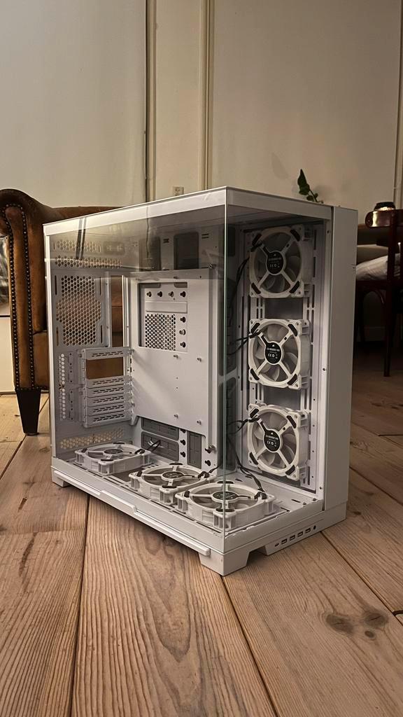LIAN LI O11 DYNAMIC EVO XL - PC CASE - COMPUTER BEHUIZING, Computers en Software, Computerbehuizingen, Zo goed als nieuw, Ophalen