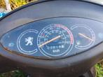 Peugeot v-click geel kenteken, Fietsen en Brommers, Scooters | Peugeot, Ophalen of Verzenden, Zo goed als nieuw, Benzine, Overige modellen